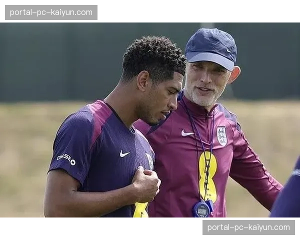 战术观察：皇马vs拜仁欧冠次回合，图赫尔变阵三中卫意图限制贝林厄姆